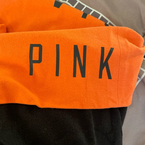 PINK Limited Edition SF Giants Activewear - Picture 7 of 11